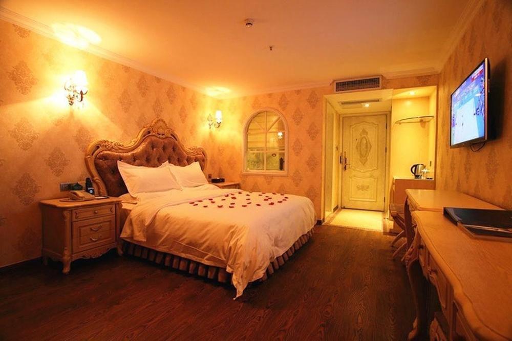 Jiali Holiday Inn Wanhe Branch 成都 外观 照片